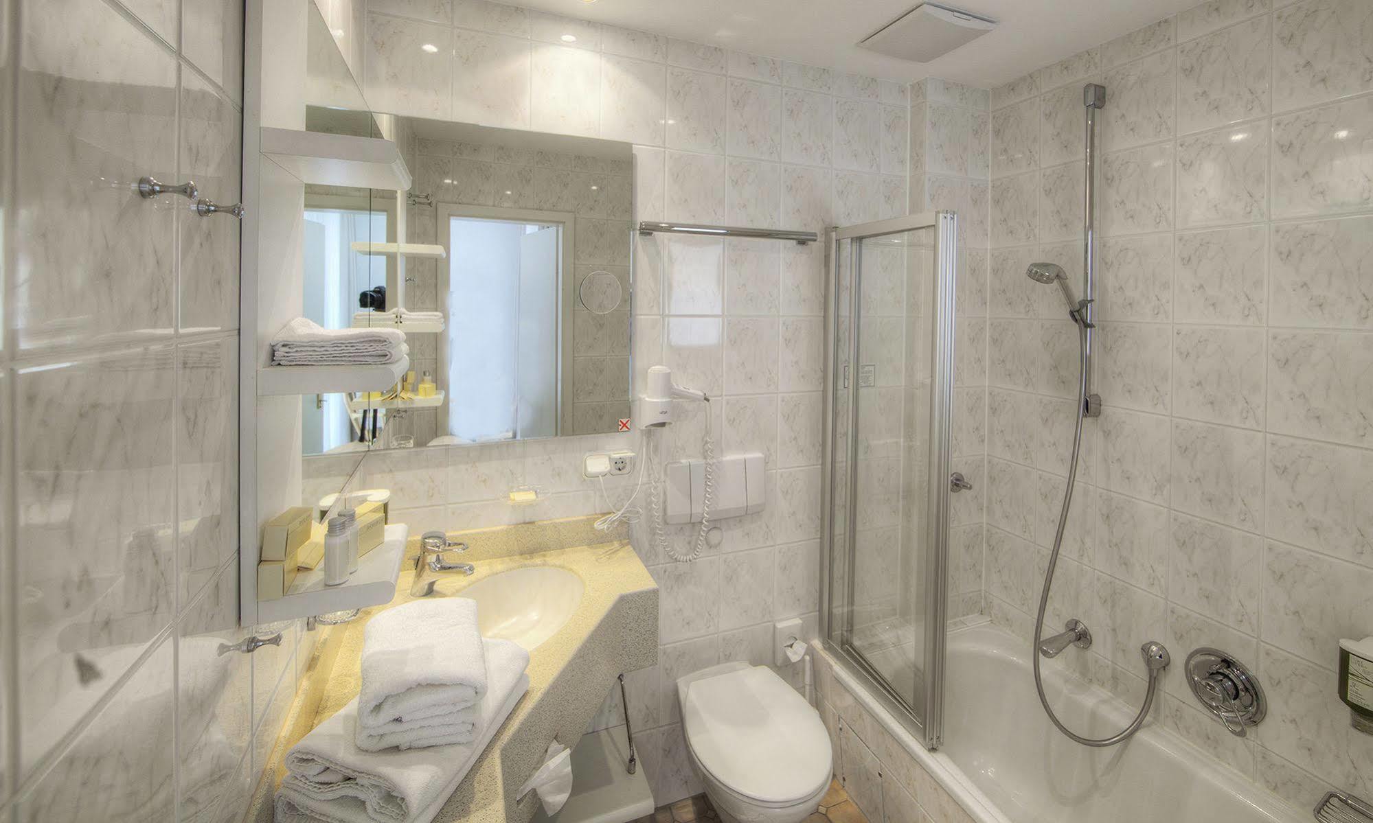 Hotel Ancora Тиммендорфер-Штранд Экстерьер фото